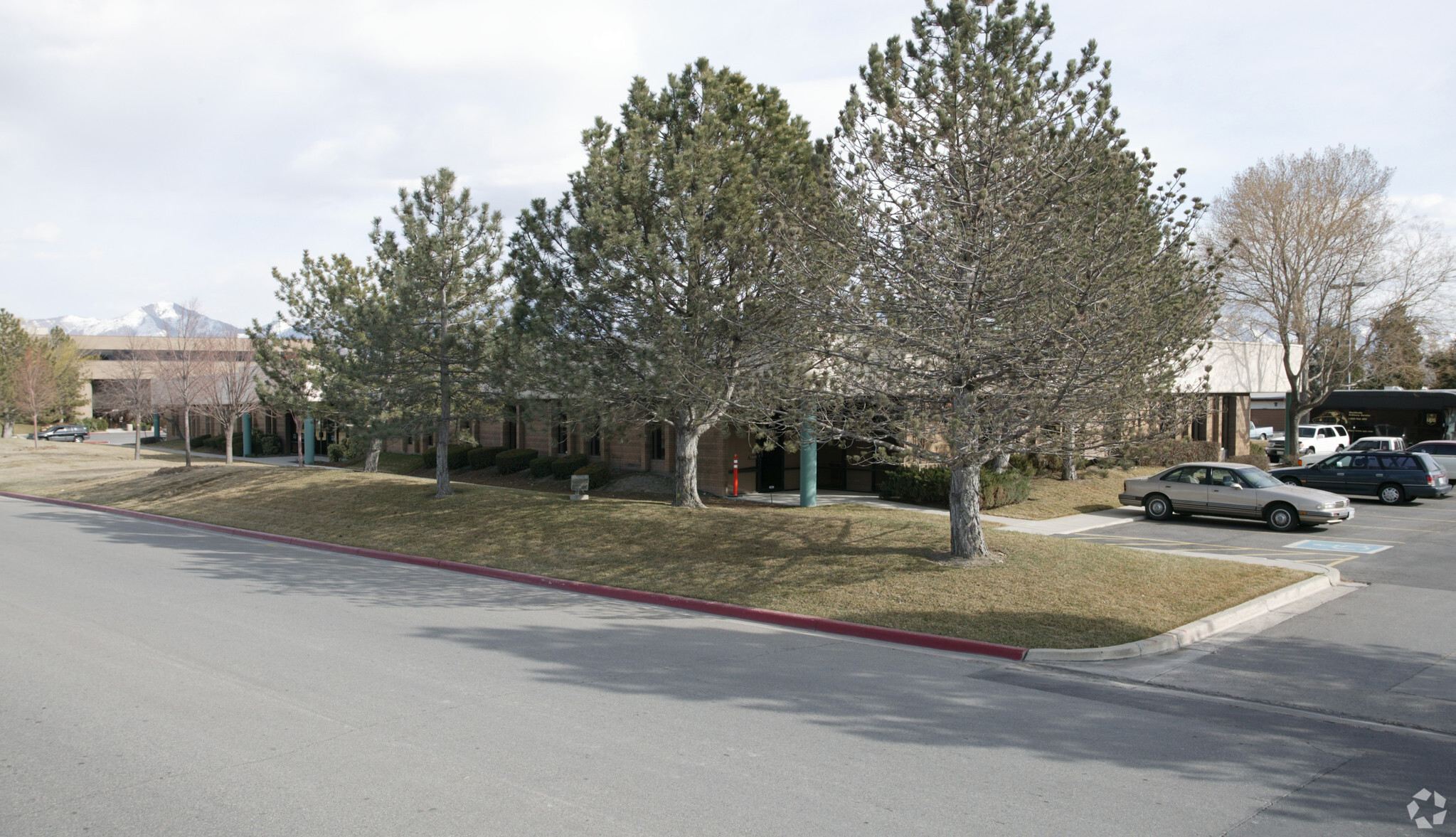 1515 W 2200 S, West Valley - Office
